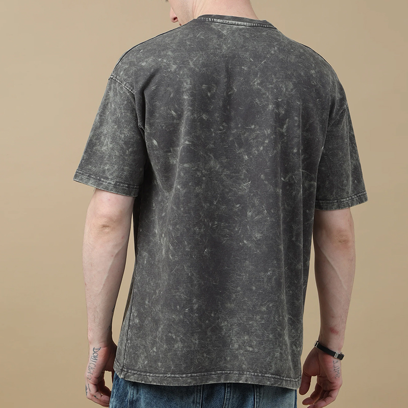 hongfeng’s acid wash t shirt brings trendy fashion with comfort and soft cotton fabric.